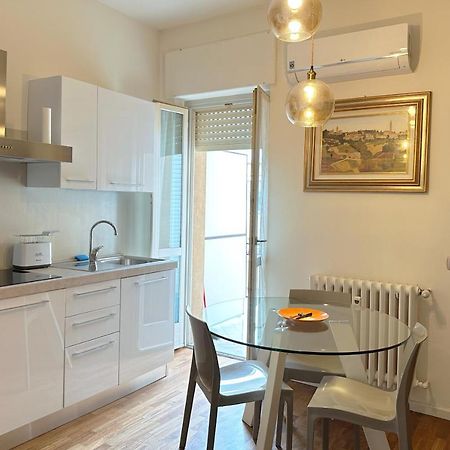 La Casa Di Paola E Betti Apartment Alba  Luaran gambar