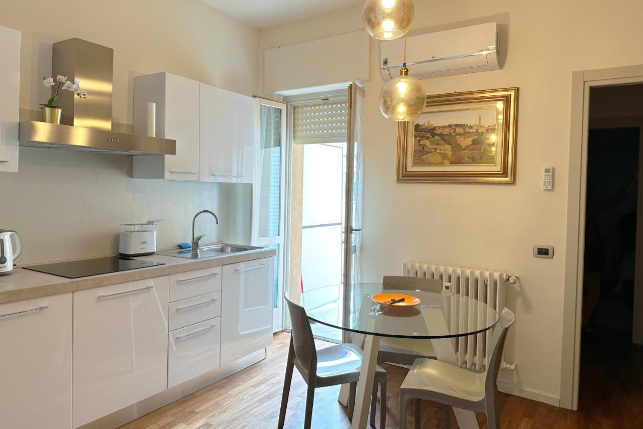 La Casa Di Paola E Betti Apartment Alba  Luaran gambar