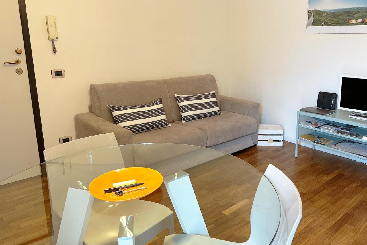 La Casa Di Paola E Betti Apartment Alba  Luaran gambar