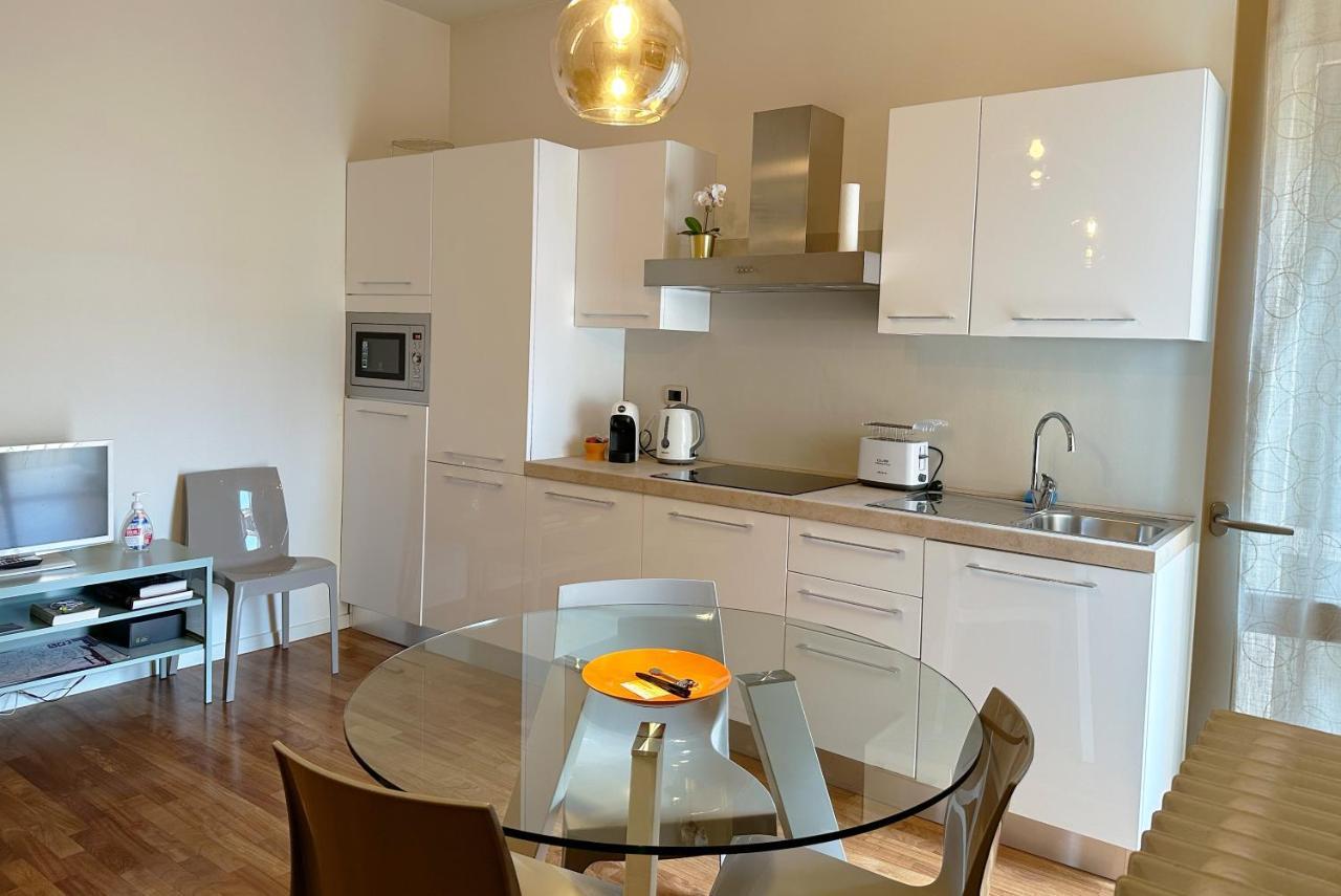 La Casa Di Paola E Betti Apartment Alba  Luaran gambar